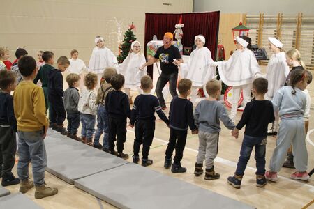 Dedek Mraz v Mirni Peci 2025 (15)